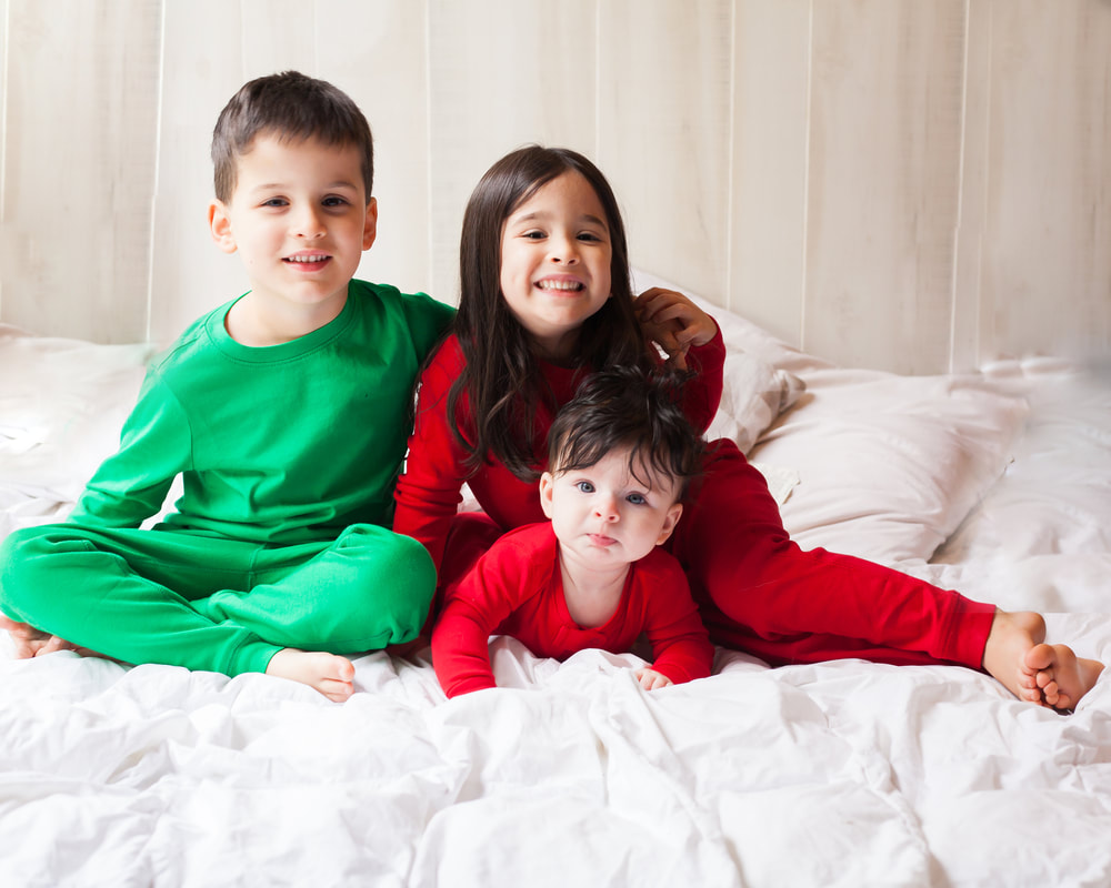 Three kids in Odessa FL christmas photo