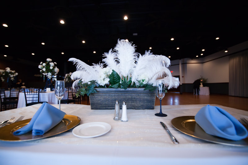 Bride and Groom Sweetheart Table in Tampa 