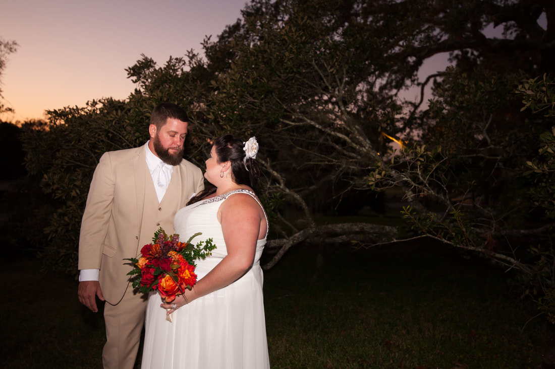 Sunset Photo of Tampa FL bride and groom 
